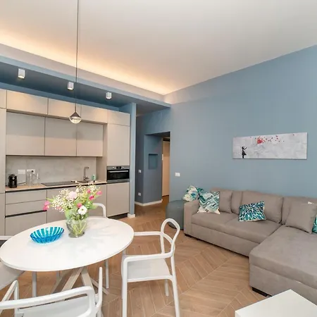 Domus Pietrae * Рим